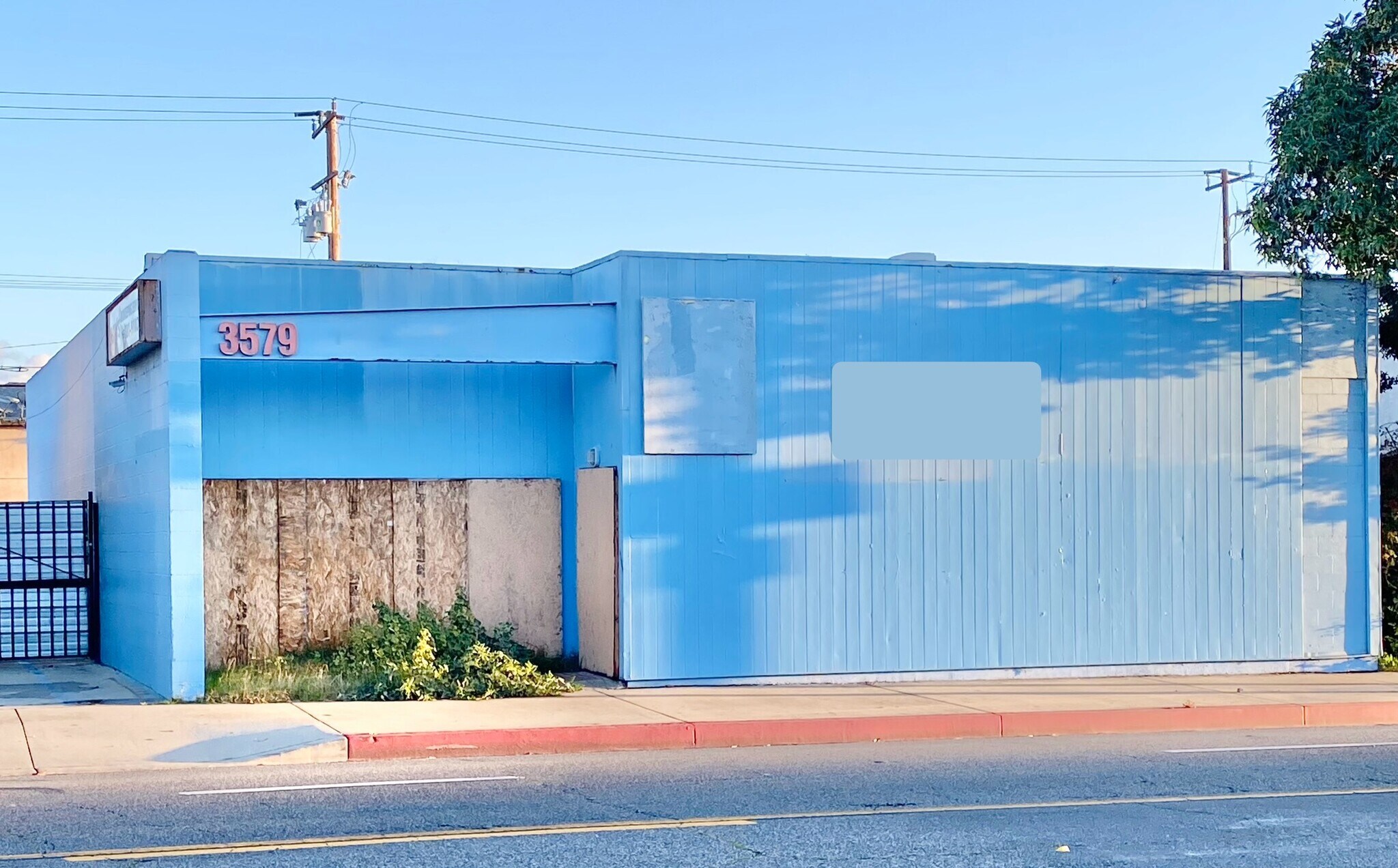 3579 Gage Ave, Bell, CA à louer Photo principale– Image 1 sur 54