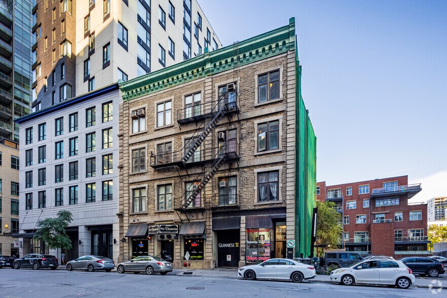 698-704 Rue Notre-Dame O, Montréal, QC à vendre - Photo de l’immeuble – Image 3 sur 3