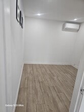 4520 SW 71st Ave, Miami, FL à louer Photo intérieure– Image 2 sur 6