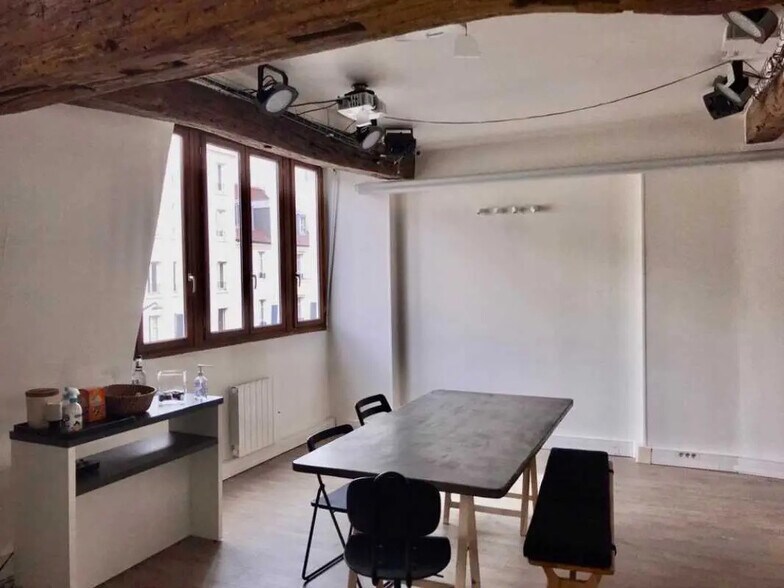Bureau dans Paris à louer - Photo de l’immeuble – Image 3 sur 4