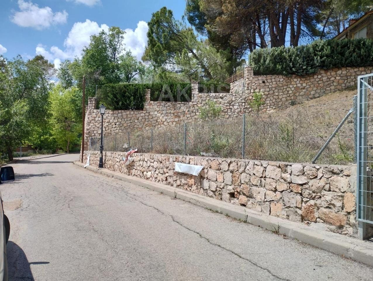 Terrain dans Orusco de Tajuña, Madrid à vendre Photo de l’immeuble– Image 1 sur 6