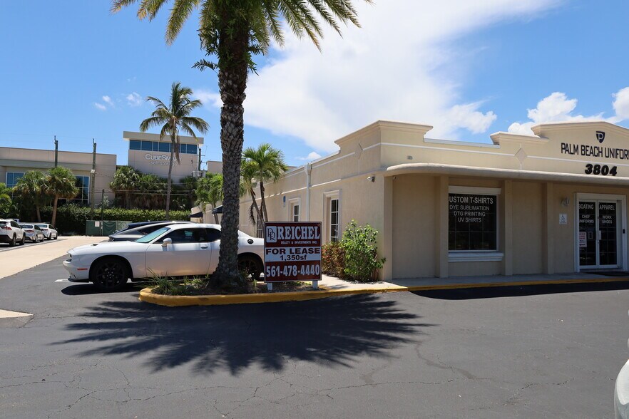3804 Burns Rd, Palm Beach Gardens, FL à louer - Photo de l’immeuble – Image 2 sur 7