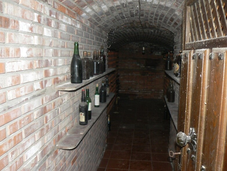 View Photo