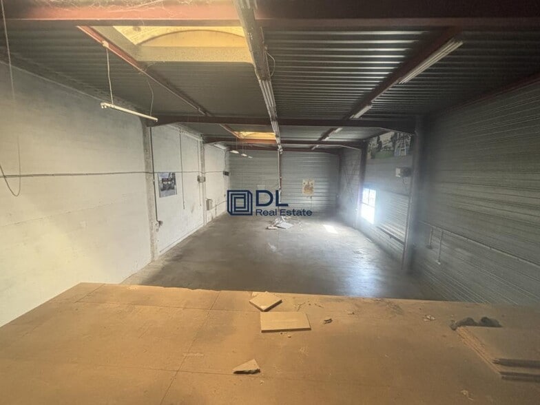 Industriel/Logistique dans Sainte-Geneviève-des-Bois à vendre - Photo intérieure – Image 2 sur 7