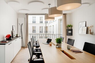 29 Rue Du Faubourg Poissonnière, Paris à louer Photo intérieure– Image 1 sur 9