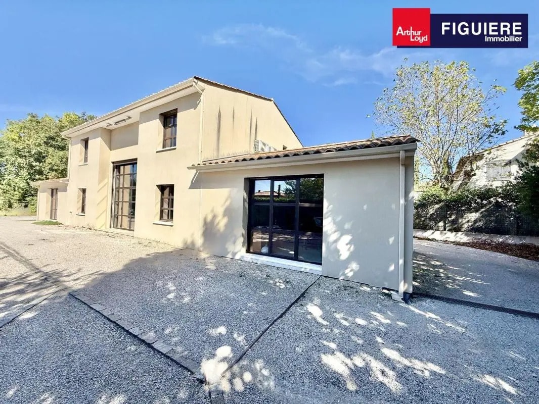 Bureau dans Aix-en-Provence à vendre Photo de l’immeuble– Image 1 sur 19