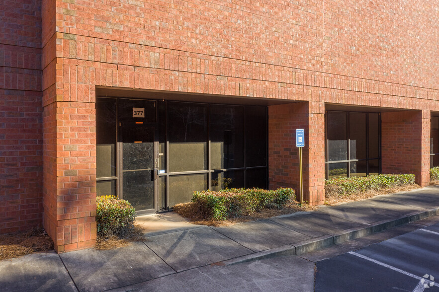 367-399 Curie Dr, Alpharetta, GA à louer - Photo de l’immeuble – Image 3 sur 4