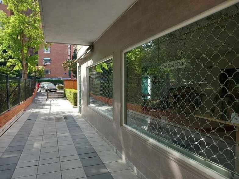 View Photo
