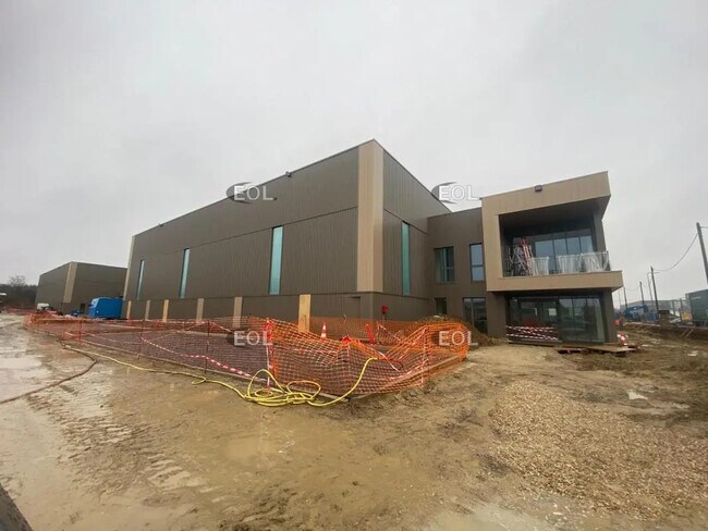 Plus de détails pour Industriel/Logistique à louer