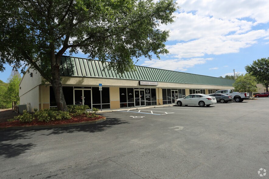 2789 Wrights Rd, Oviedo, FL à louer - Photo de l’immeuble – Image 2 sur 5