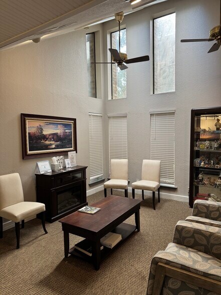 2095 W Main St, League City, TX à louer - Photo de l’immeuble – Image 3 sur 17