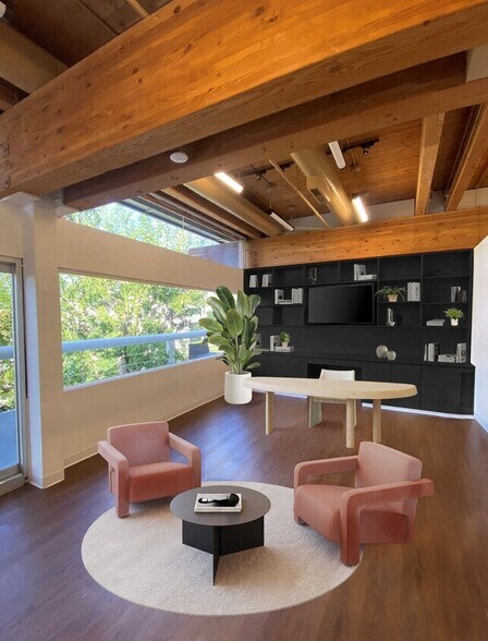 4444 W Lakeside Dr, Burbank, CA à louer - Photo de l’immeuble – Image 3 sur 37
