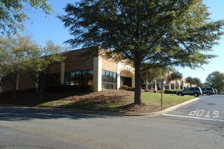 Plus de détails pour 2301 Crownpoint Executive Dr, Charlotte, NC - Local d'activités à louer