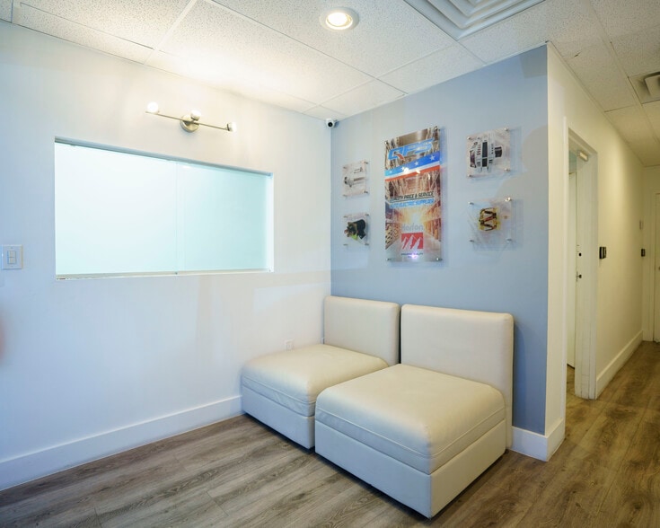 7865 NW 46th St, Doral, FL à louer - Hall d’entrée – Image 3 sur 30