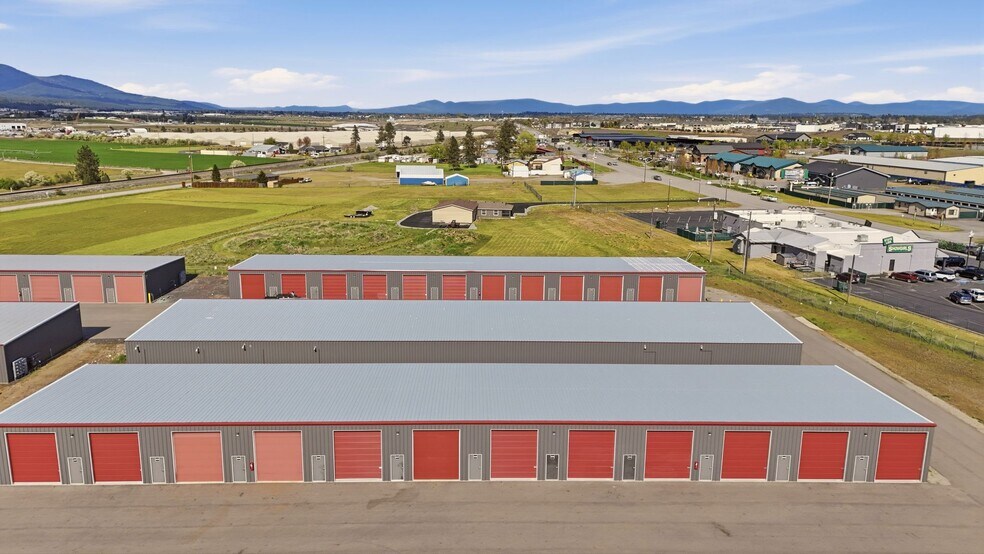 6829 Seltice #202 203 204 205 206 way, Post Falls, ID à vendre - Photo de l’immeuble – Image 2 sur 26
