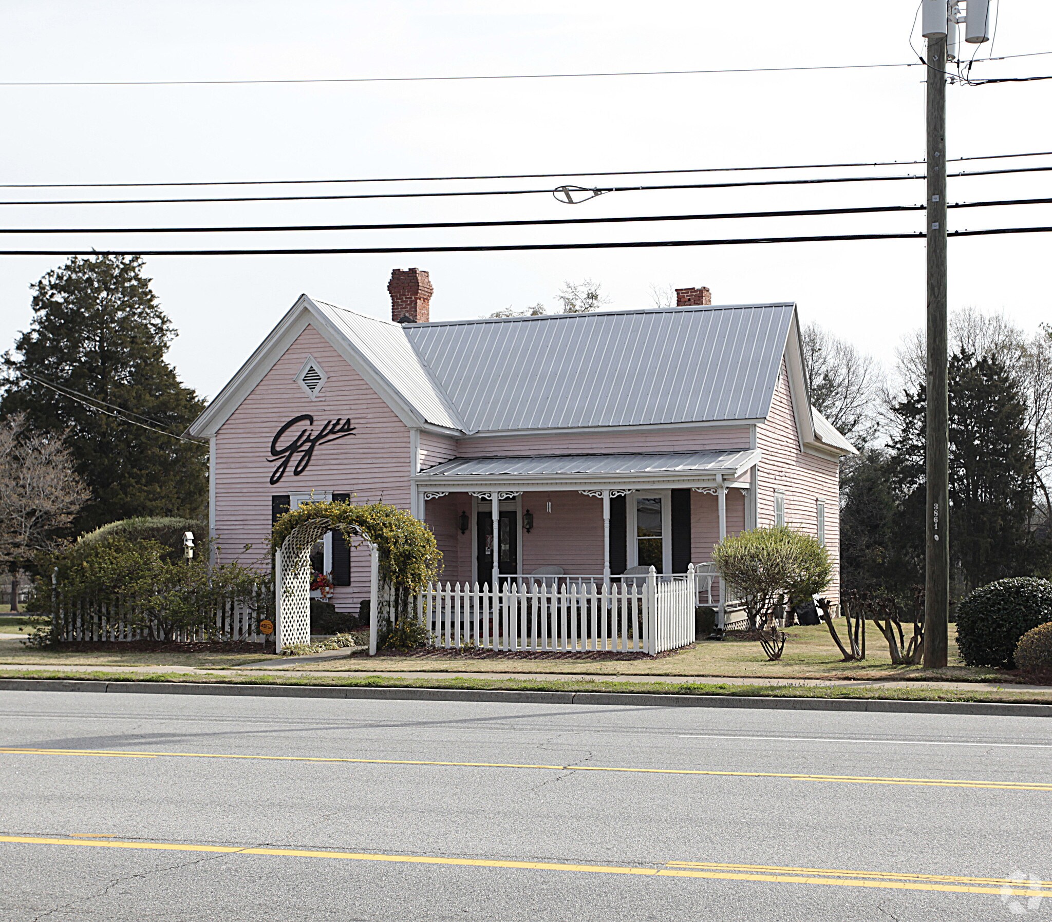 405 N Jeff Davis Dr, Fayetteville, GA à vendre Photo principale– Image 1 sur 10