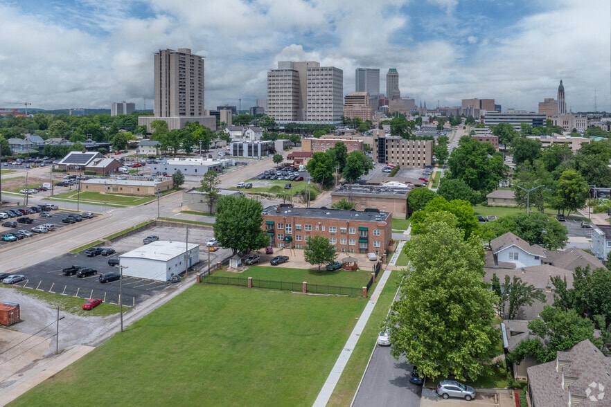 24 E 17th St, Tulsa, OK à vendre - Aérien – Image 2 sur 21