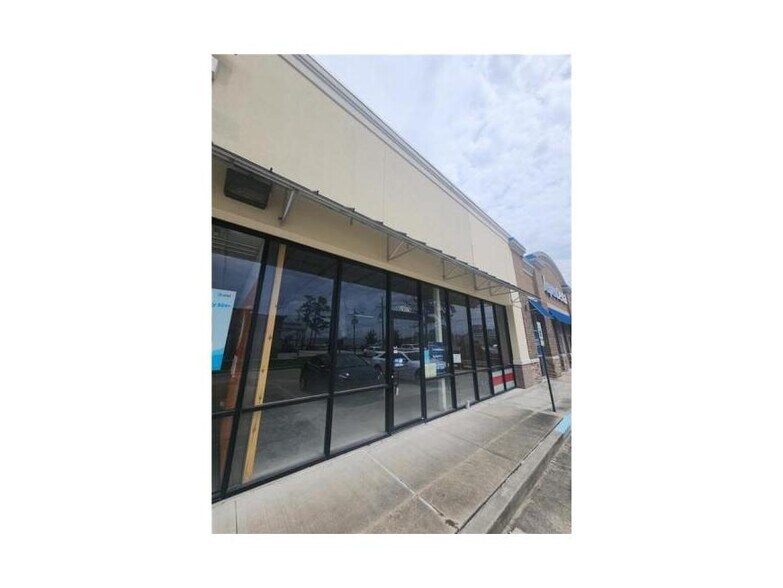 2807 W Thomas St, Hammond, LA à louer - Photo de l’immeuble – Image 3 sur 7