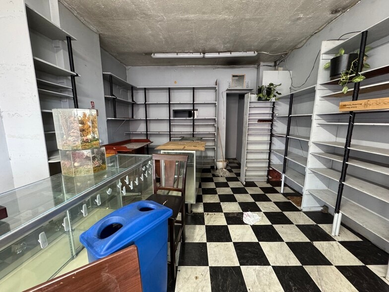 1083 Rutland Rd, Brooklyn, NY à louer - Photo de l’immeuble – Image 3 sur 3