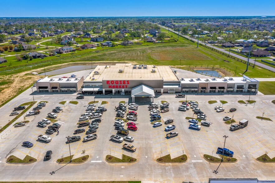 Nelson Rd, Lake Charles, LA à louer - Photo de l’immeuble – Image 3 sur 5