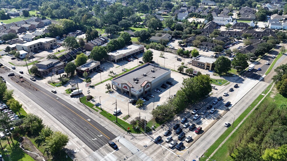 9618 Jefferson Hwy, Baton Rouge, LA à louer - Photo de l’immeuble – Image 2 sur 4