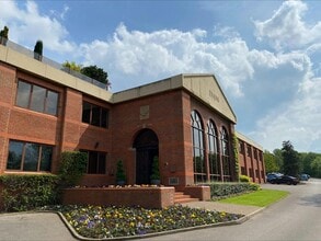 Millshaw, Leeds à louer Photo de l’immeuble– Image 1 sur 1