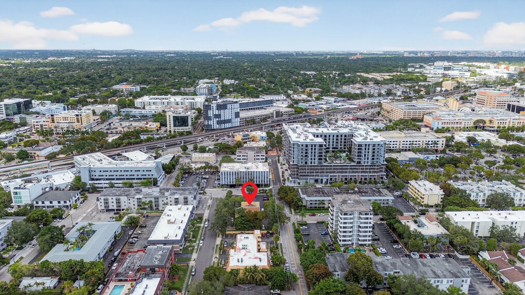7420 SW 59th Ave, South Miami, FL à vendre Photo de l’immeuble– Image 1 sur 11