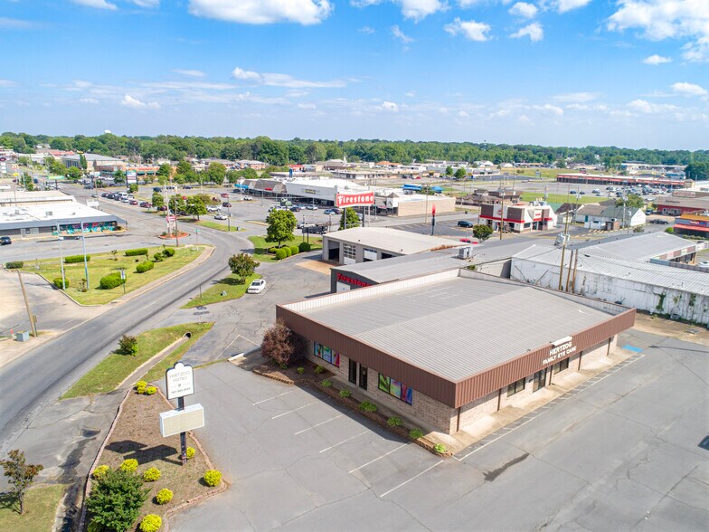 1010 W Main St, Jacksonville, AR à vendre - Photo de l’immeuble – Image 3 sur 17