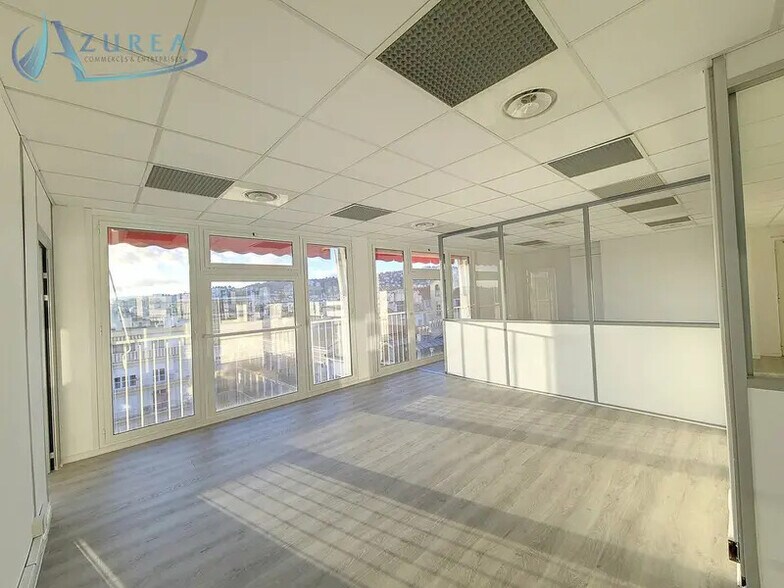 Bureau dans Nice à louer - Photo intérieure – Image 3 sur 9
