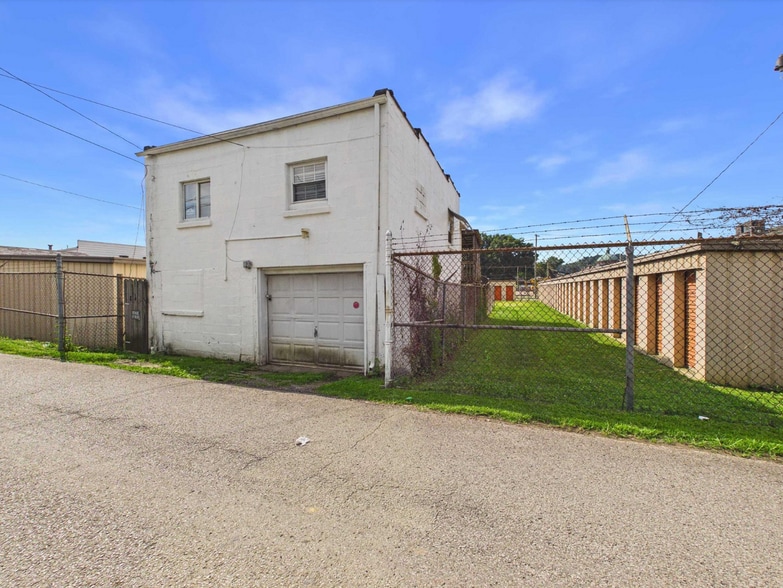 846 Adams Ave, Huntington, WV à vendre - Photo principale – Image 1 sur 1