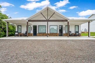 Plus de détails pour 115 Sheridan North St, Medicine Park, OK - Logement à vendre
