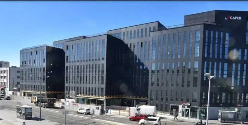 57-59 Rue De Saint-Cyr, Lyon à louer Photo de l’immeuble– Image 1 sur 13