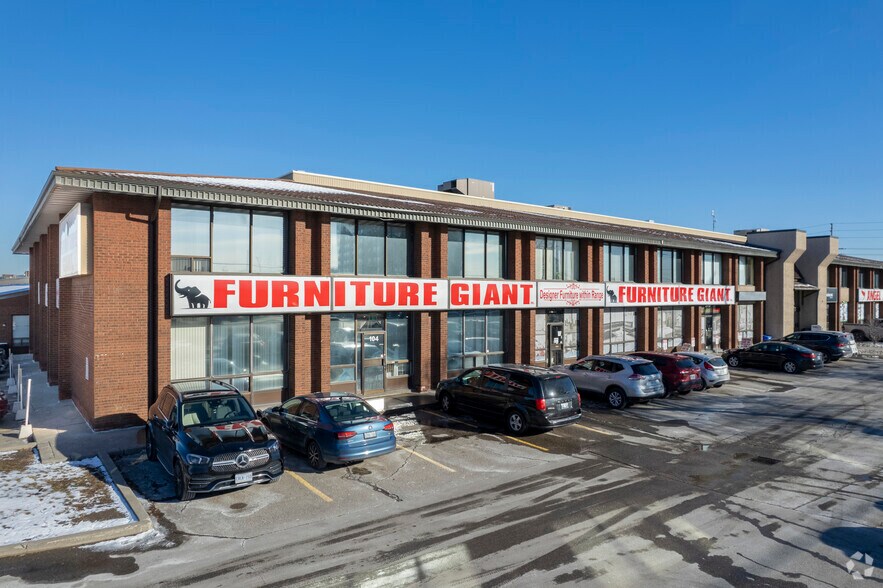 1515 Matheson Blvd E, Mississauga, ON à louer - Photo de l’immeuble – Image 2 sur 6