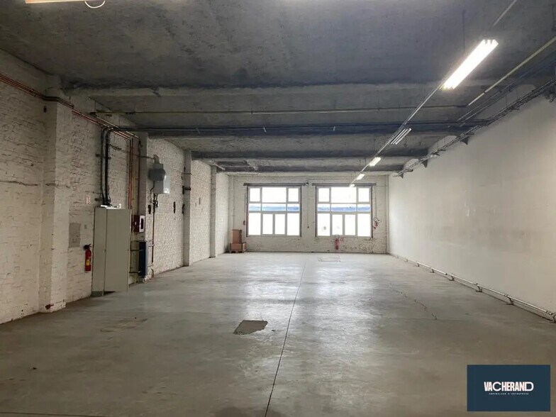 Industriel/Logistique dans Tourcoing à vendre - Photo de l’immeuble – Image 1 sur 5