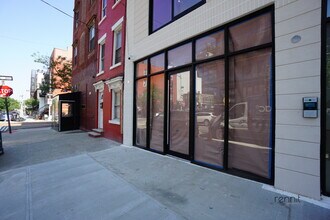 85-89 S 6th St, Brooklyn, NY à louer Photo de l’immeuble– Image 1 sur 7
