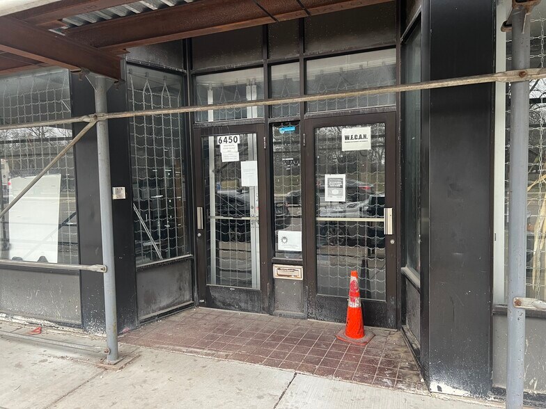 6458 S Stony Island Ave, Chicago, IL à vendre - Photo de l’immeuble – Image 3 sur 26