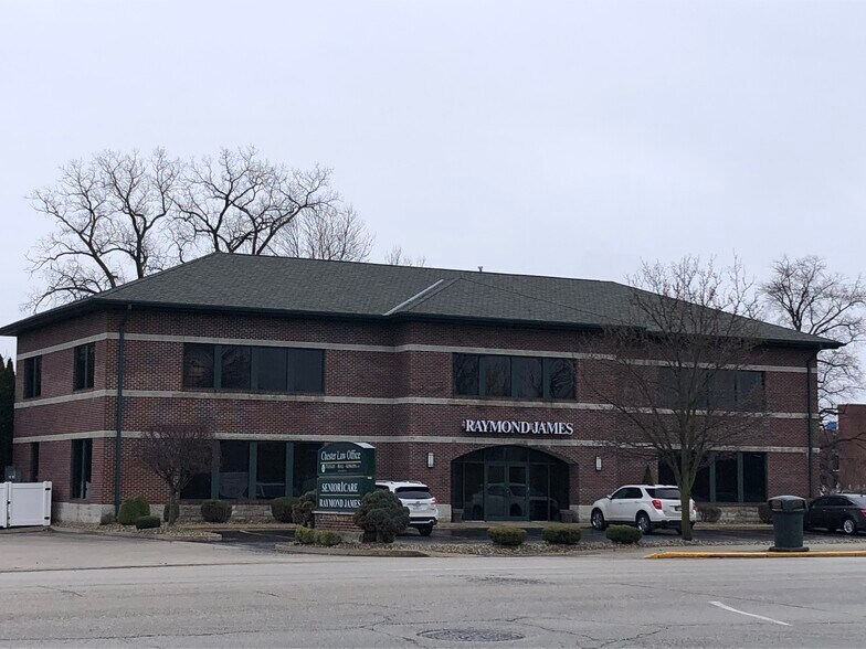 230 N Main St, Elkhart, IN à louer - Photo de l’immeuble – Image 2 sur 18