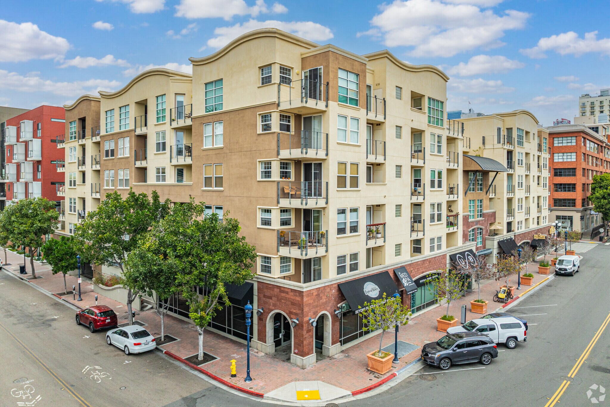 310-380 K St, San Diego, CA à louer Photo principale– Image 1 sur 5