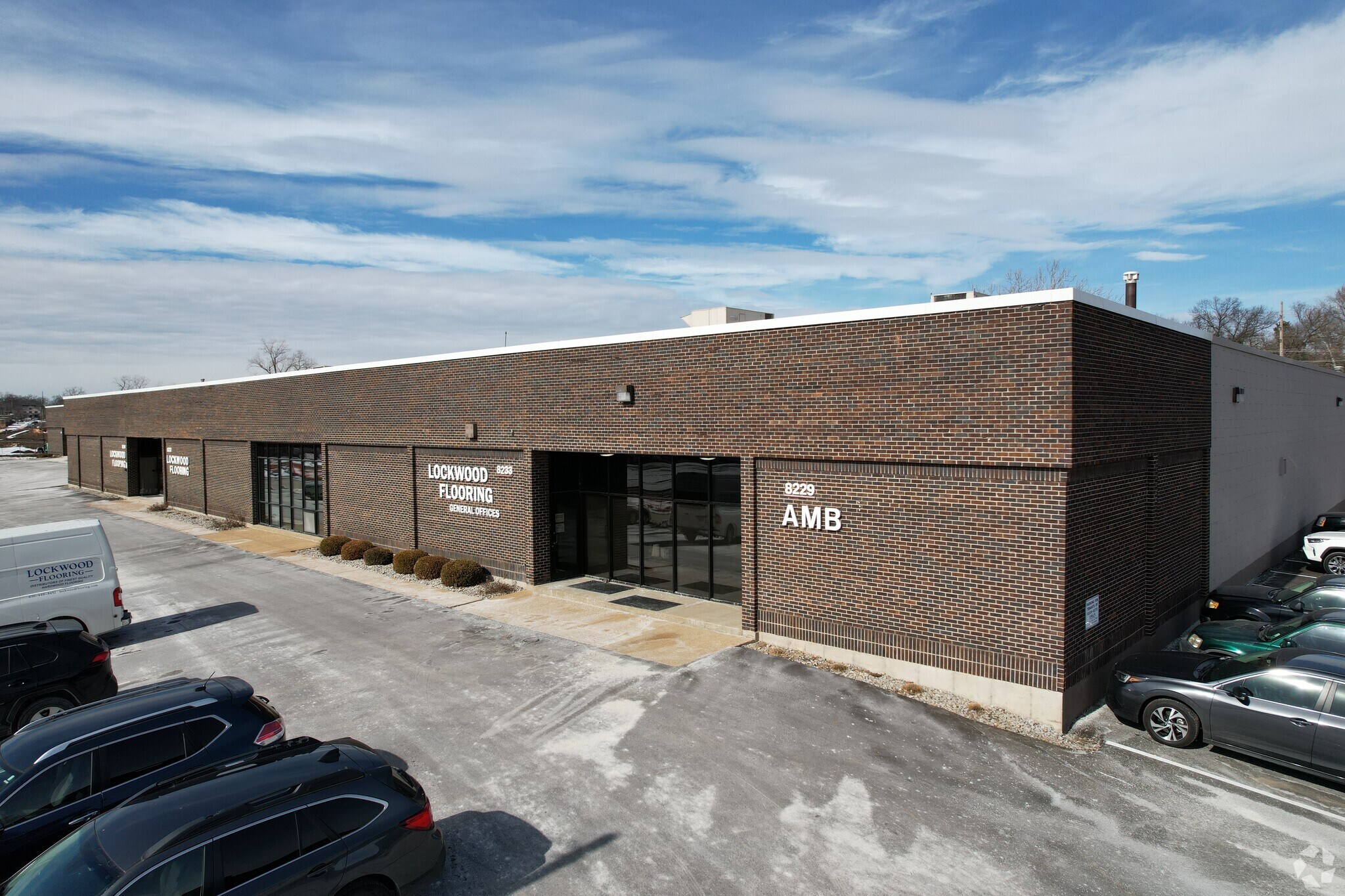 8229-8279 Brentwood Industrial Dr, Saint Louis, MO à louer Photo principale– Image 1 sur 6