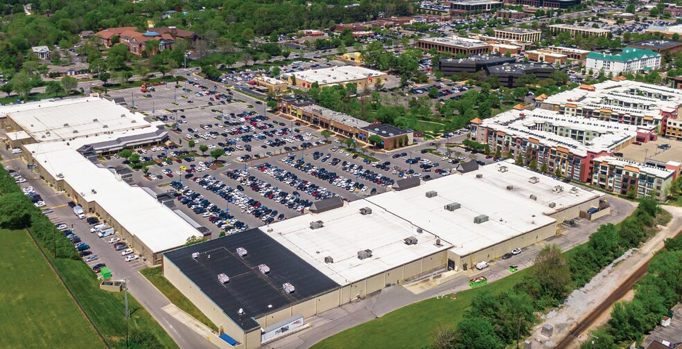 300-330 Franklin Rd, Brentwood, TN à louer - Photo de l’immeuble – Image 2 sur 13