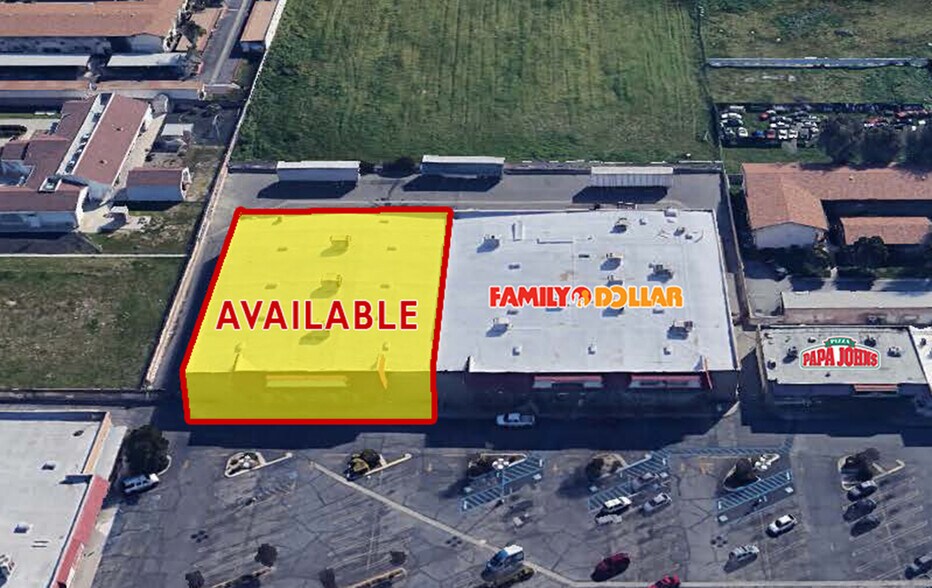 2275 E Florida Ave, Hemet, CA à louer - Aérien – Image 1 sur 5