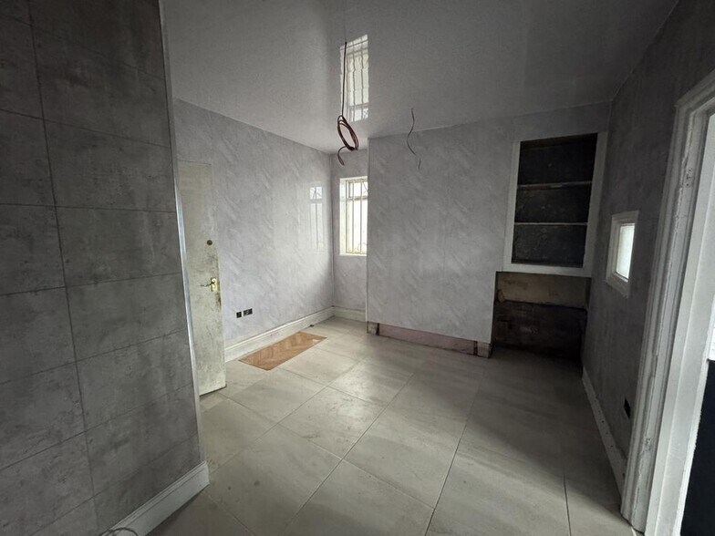 163 Stoneferry Road, Hull à vendre - Photo de l’immeuble – Image 3 sur 25