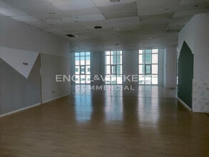 Local commercial dans San Sebastián de los Reyes, Madrid à louer Plan d’étage– Image 1 sur 3