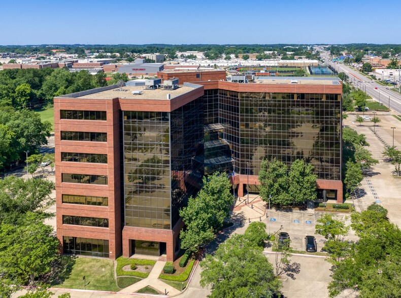 909 ESE Loop 323, Tyler, TX à vendre - Photo de l’immeuble – Image 3 sur 29