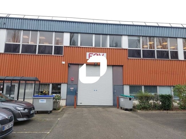 Plus de détails pour 4 Rue Albert Einstein, Trappes - Local d’activités à vendre