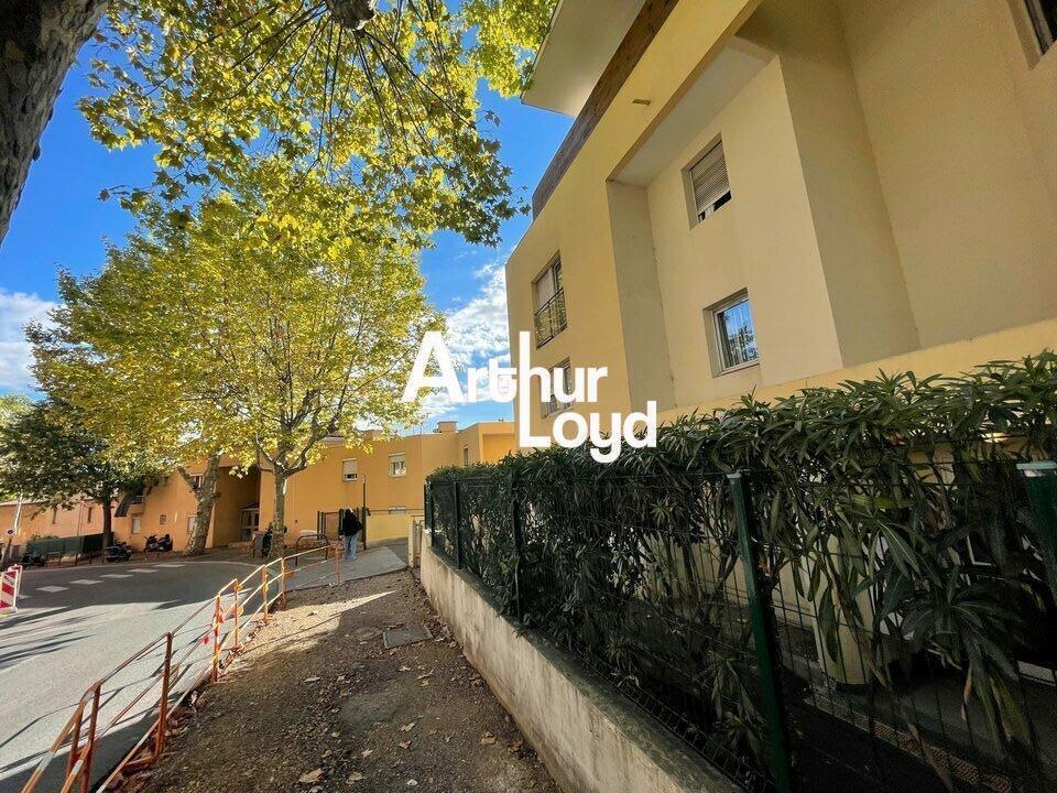 1 Square Rastigny, Grasse à vendre Photo de l’immeuble– Image 1 sur 9