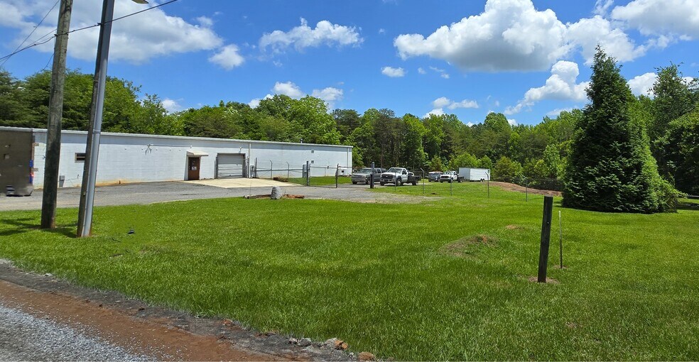 994 Rhyne Rd, Clover, SC à vendre - Photo de l’immeuble – Image 2 sur 49