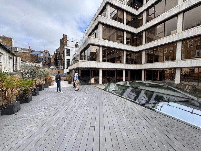 16-20 Ely Pl, Londres à louer - Photo de l’immeuble – Image 1 sur 17