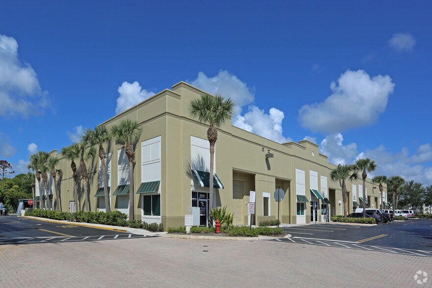 3500-3553 High Ridge Rd, Boynton Beach, FL à vendre - Photo de l’immeuble – Image 3 sur 20