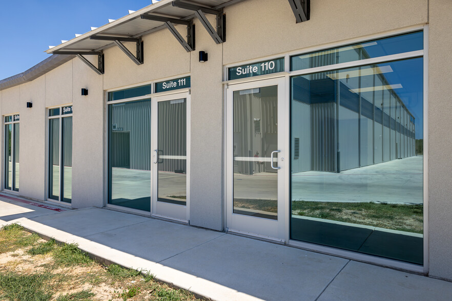 3414 W Loop 1604 S, San Antonio, TX à louer - Photo de l’immeuble – Image 3 sur 13